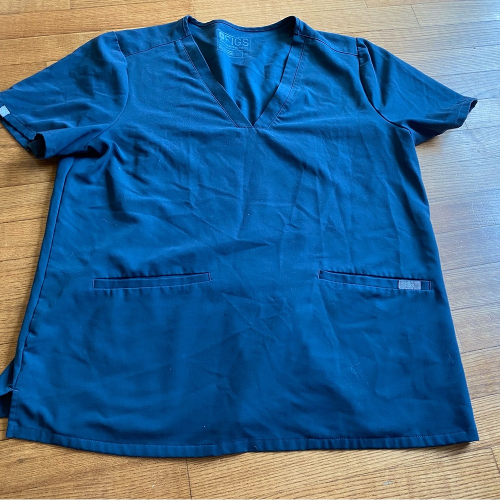 Women’s FIGS Technical Collection Casma Navy Blue Scrub Top Size XL 2 Pocket